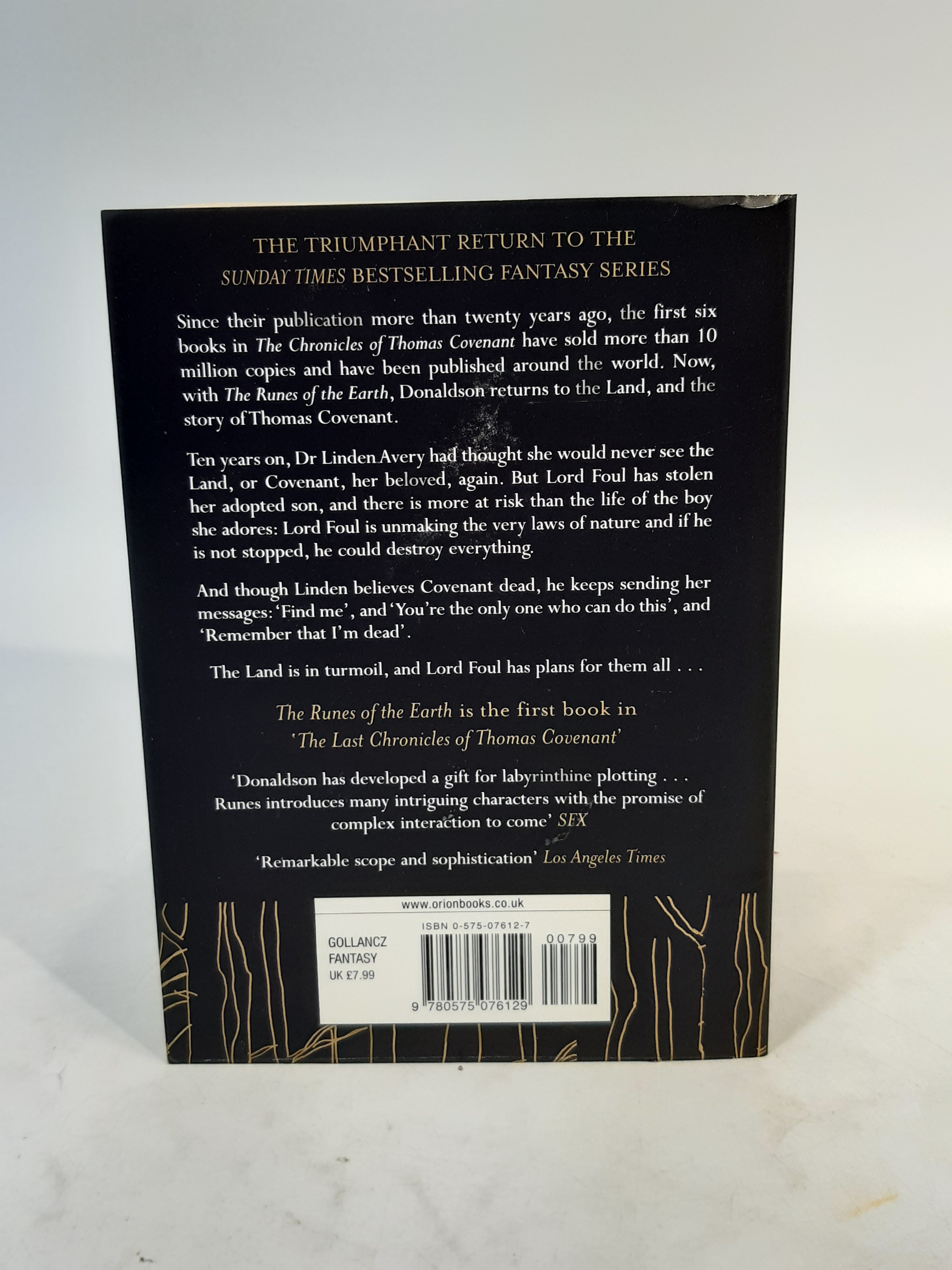 Stephen Donaldson - The Runes of the Earth