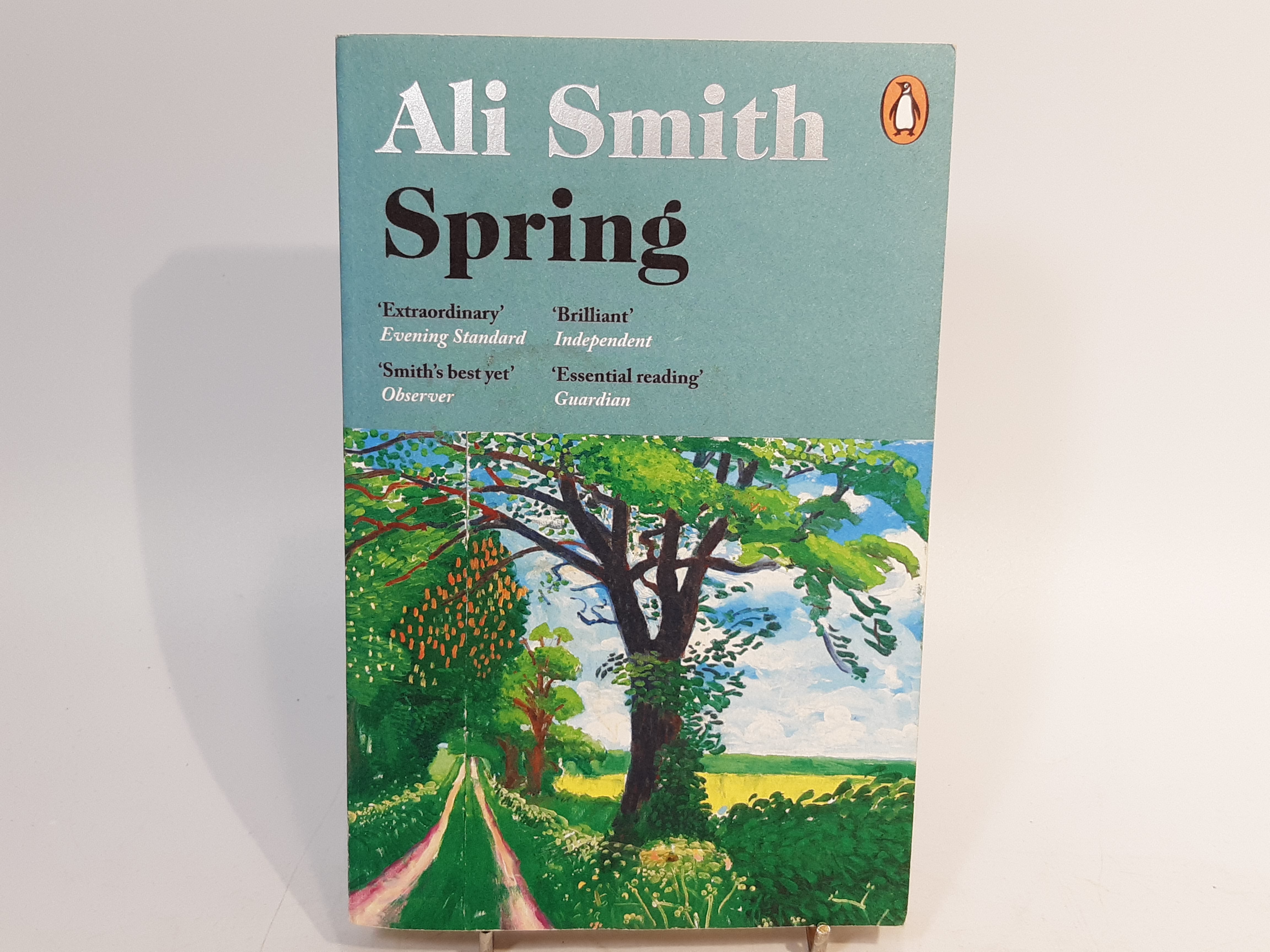 Ali Smith - Spring